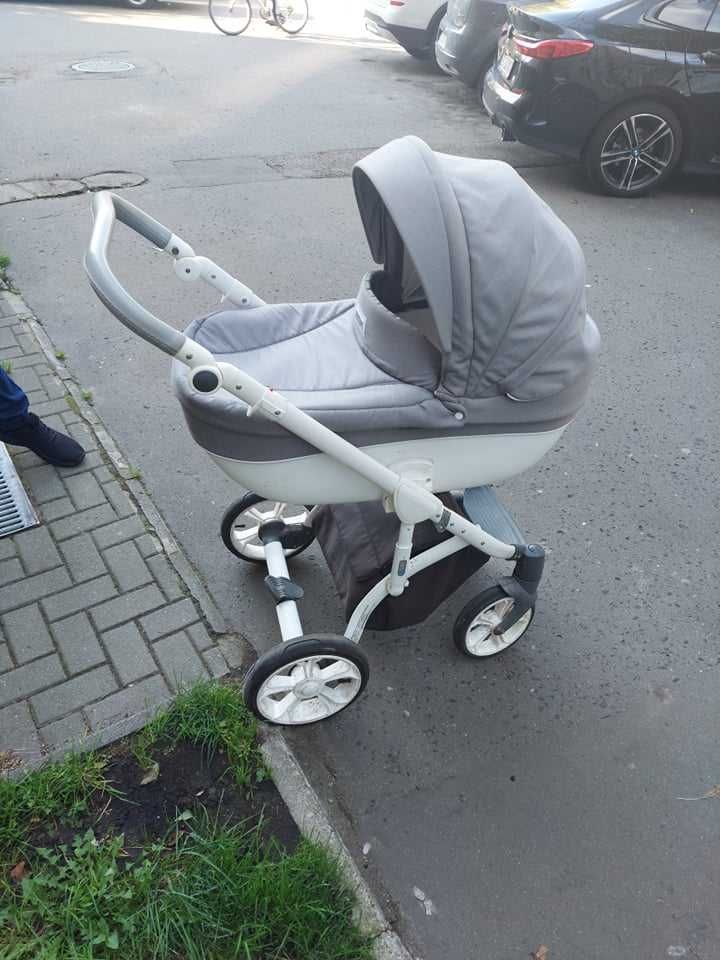 Wózek 2w1 Roan Bass + nosidełko Cybex