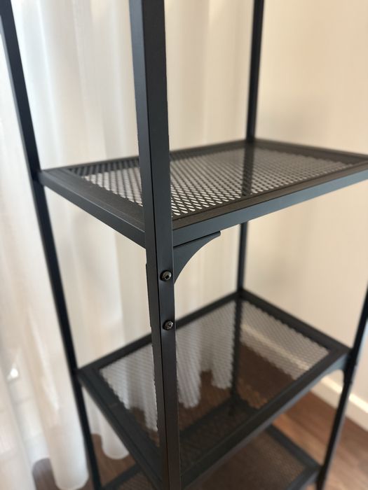 Estante metálica e madeira 51cmX136cm