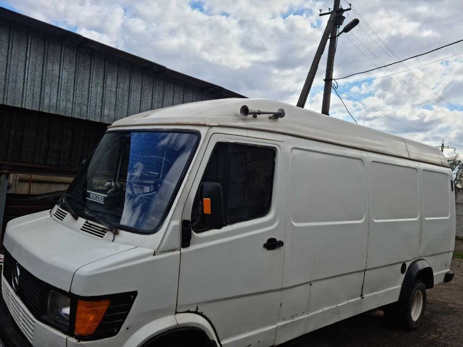 продам вантажний фургон (малотонажний