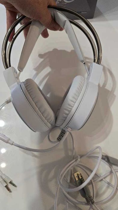 Słuchawki przewodowe nauszne Mars Gaming MHRGBW