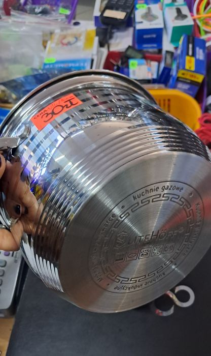 Garnek z pokrywką ze stali nierdzewnej 2,5l 18cm