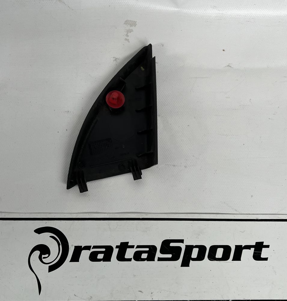 Acabamento porta Renault megane