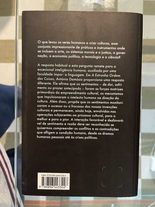 Livro A Estranha Ordem das Coisas de António Damásio