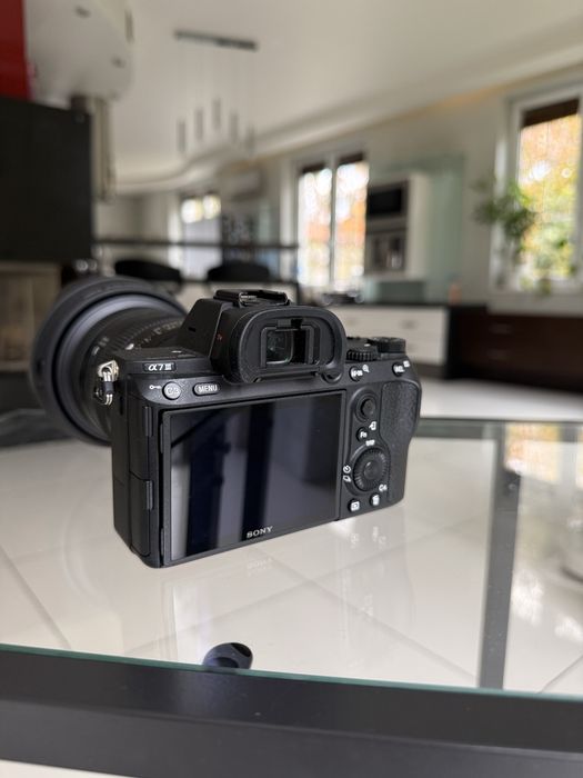Sony A7 III + Sigma 24-70mm F2.8 – zestaw kompletny, 3310 zdjęć!