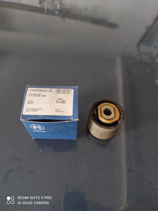 Сайлентблок переднього ричага Опель Омега б