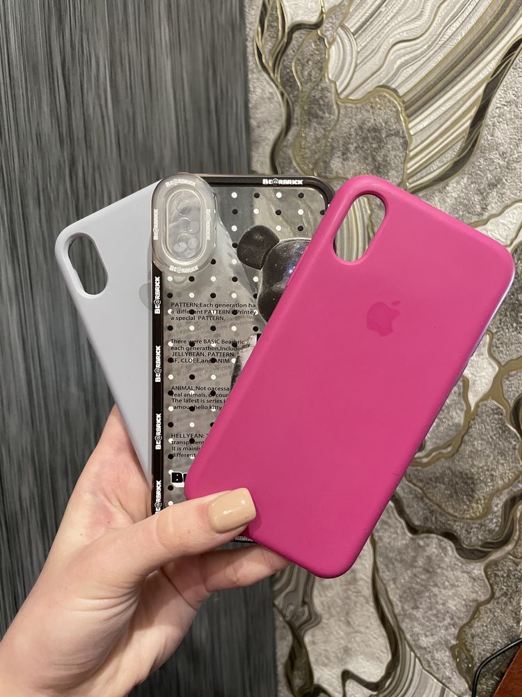 Продам чехлы на  iPhone X/Xs