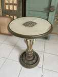 Mesa de apoio clássica vintage