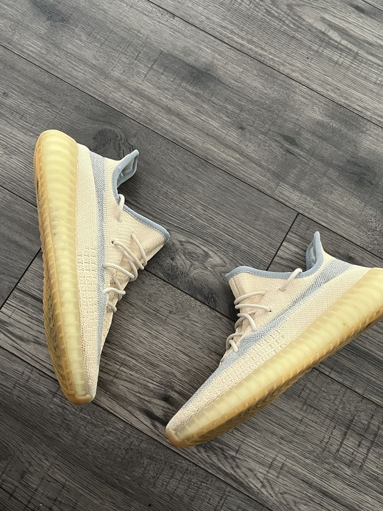 Yezzy bost 42,5/43 розмір