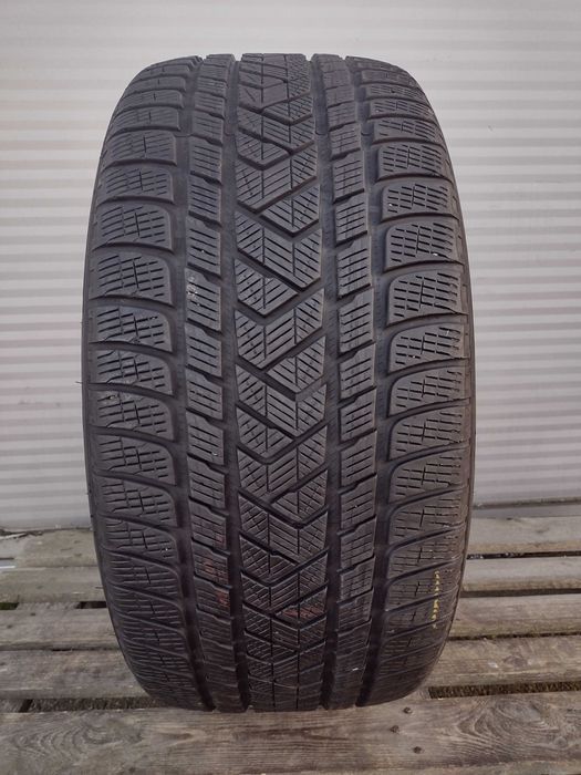 1x Opona Zimowa 275/40/20 Pirelli Scorpion Winter