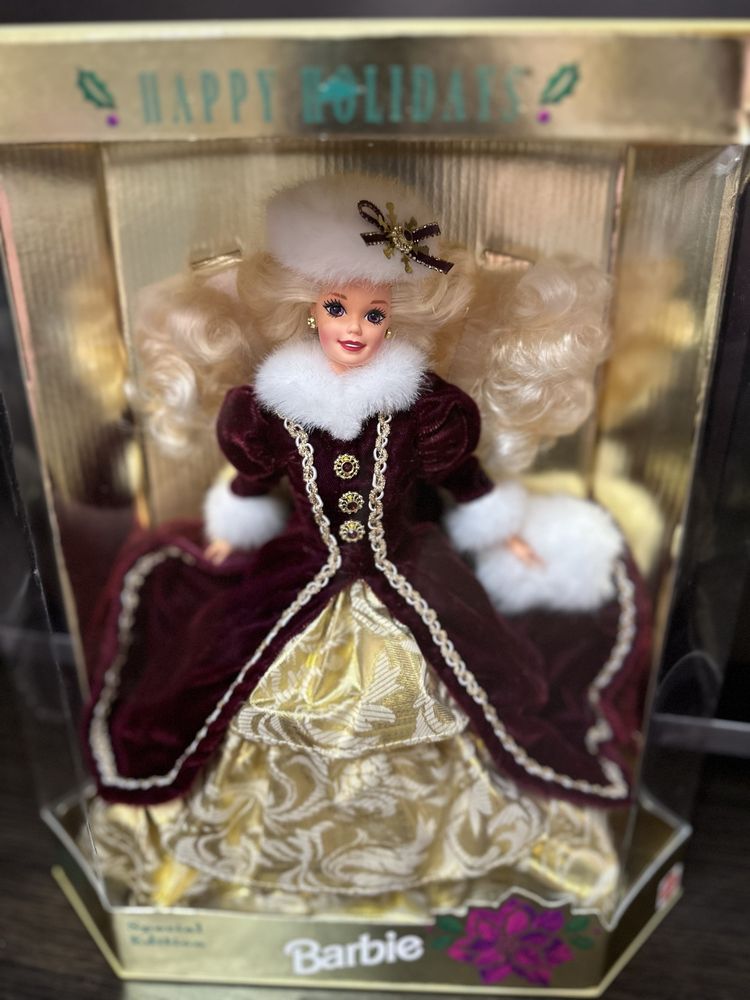 Барбі 90-х колекційна лялька Barbie Happy Holidays