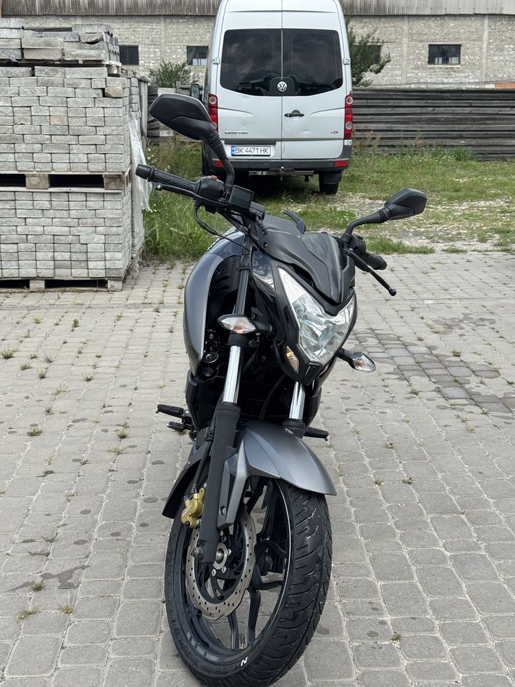 Bajaj pulsar ns 200