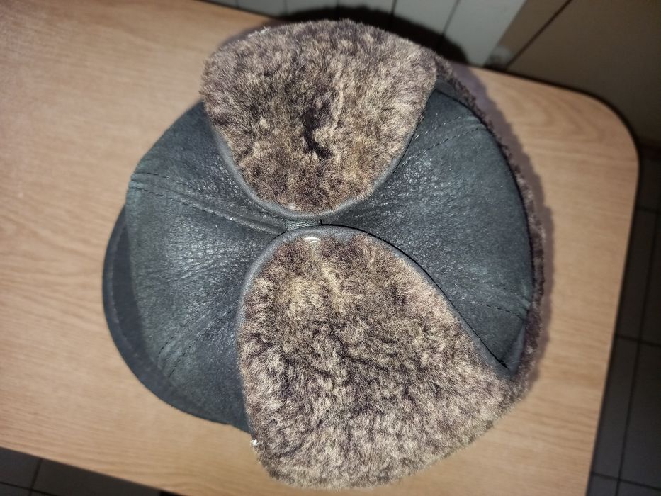 Шапка мужская натуральная кожа и мех. 55...56 размер.