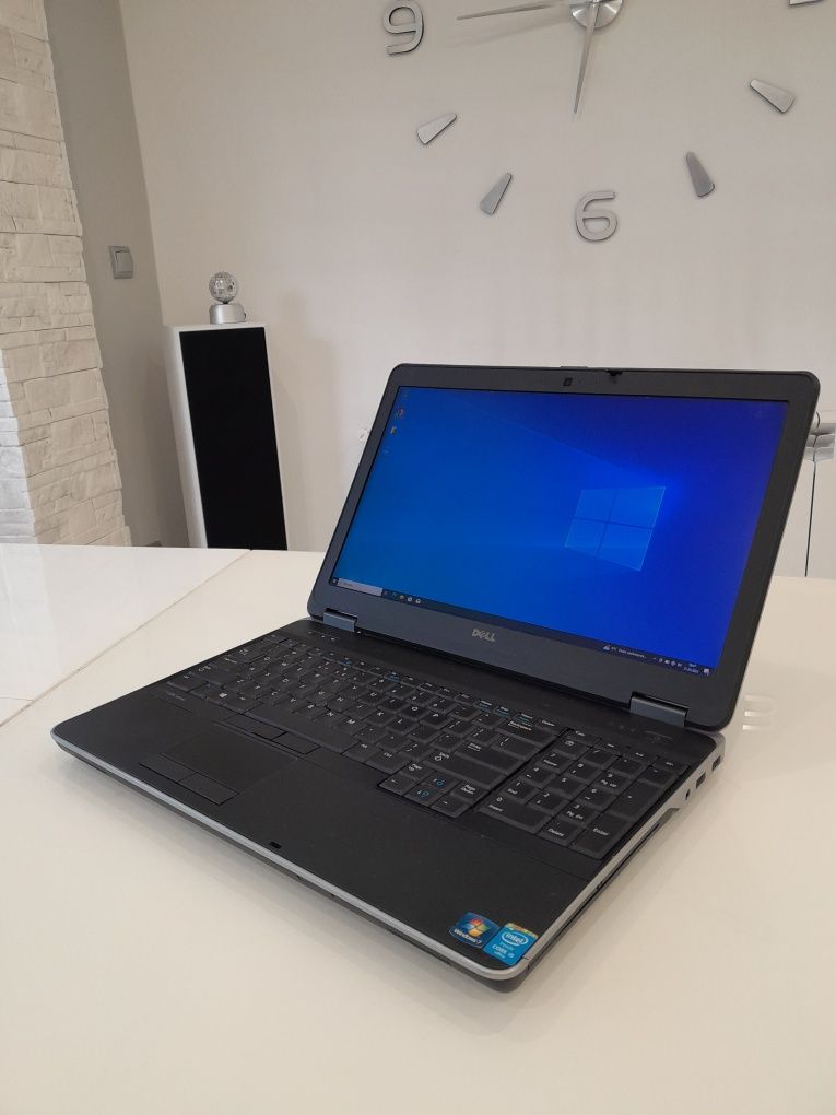 Laptop DELL 6540 i5-4300 3,30GHz, 8GB RAM , 275 SSD