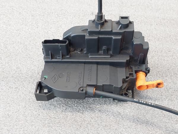 Fechadura / fecho porta frente esquerdo RENAULT Master III (FV)