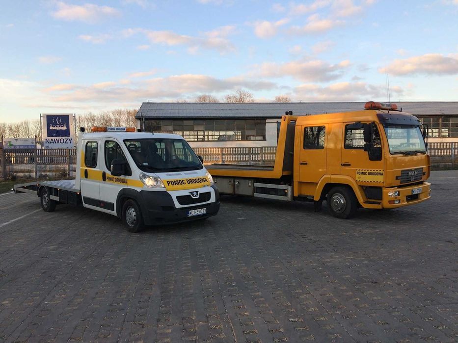 Pomoc Drogowa Holowanie Auto Laweta 24h faktura 23% zabieramy 7 osób