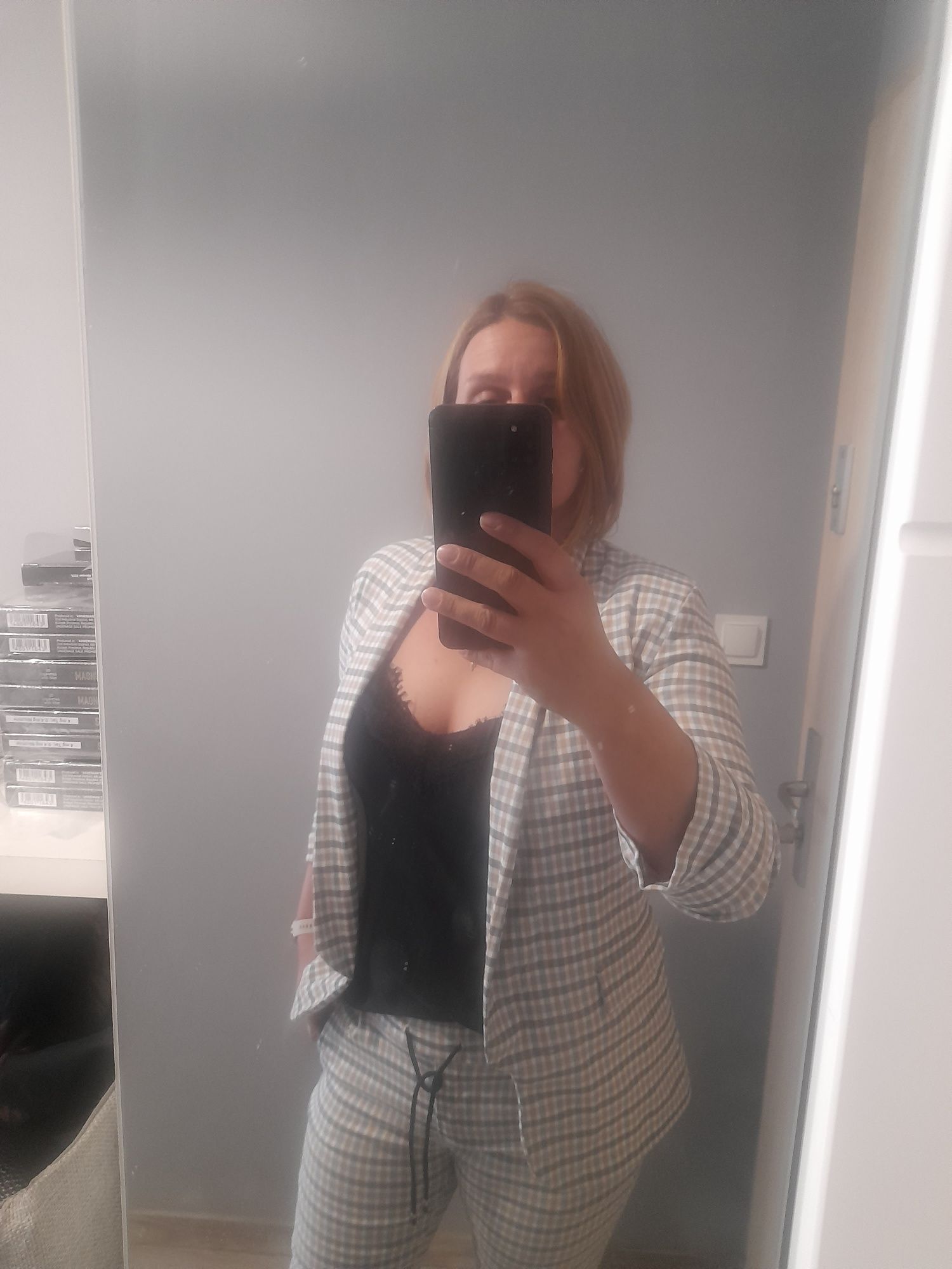 Garnitur damski w kratkę new collection