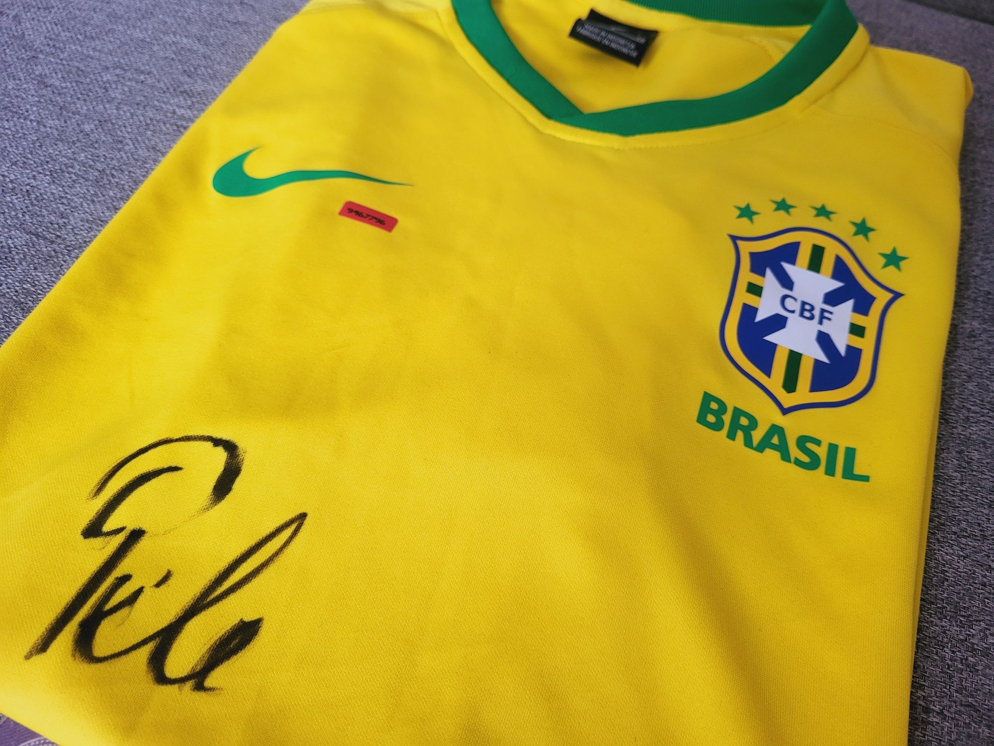 Koszulka pułkarska z autografem PELE