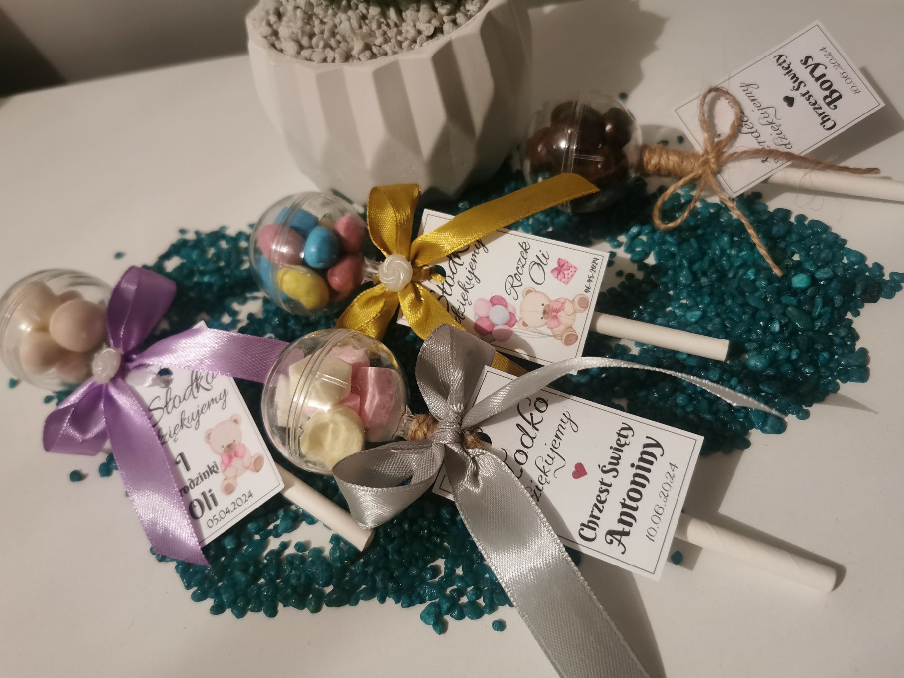 Grzechotka z  cukierkami podziękowanie