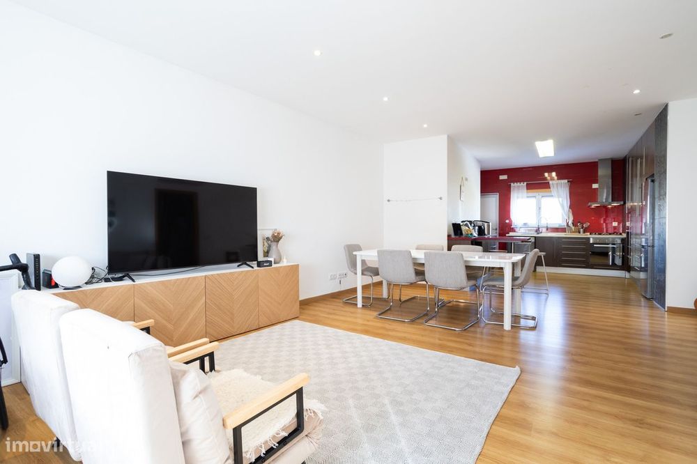 Fabulosa Moradia Geminada  no Ribatejo