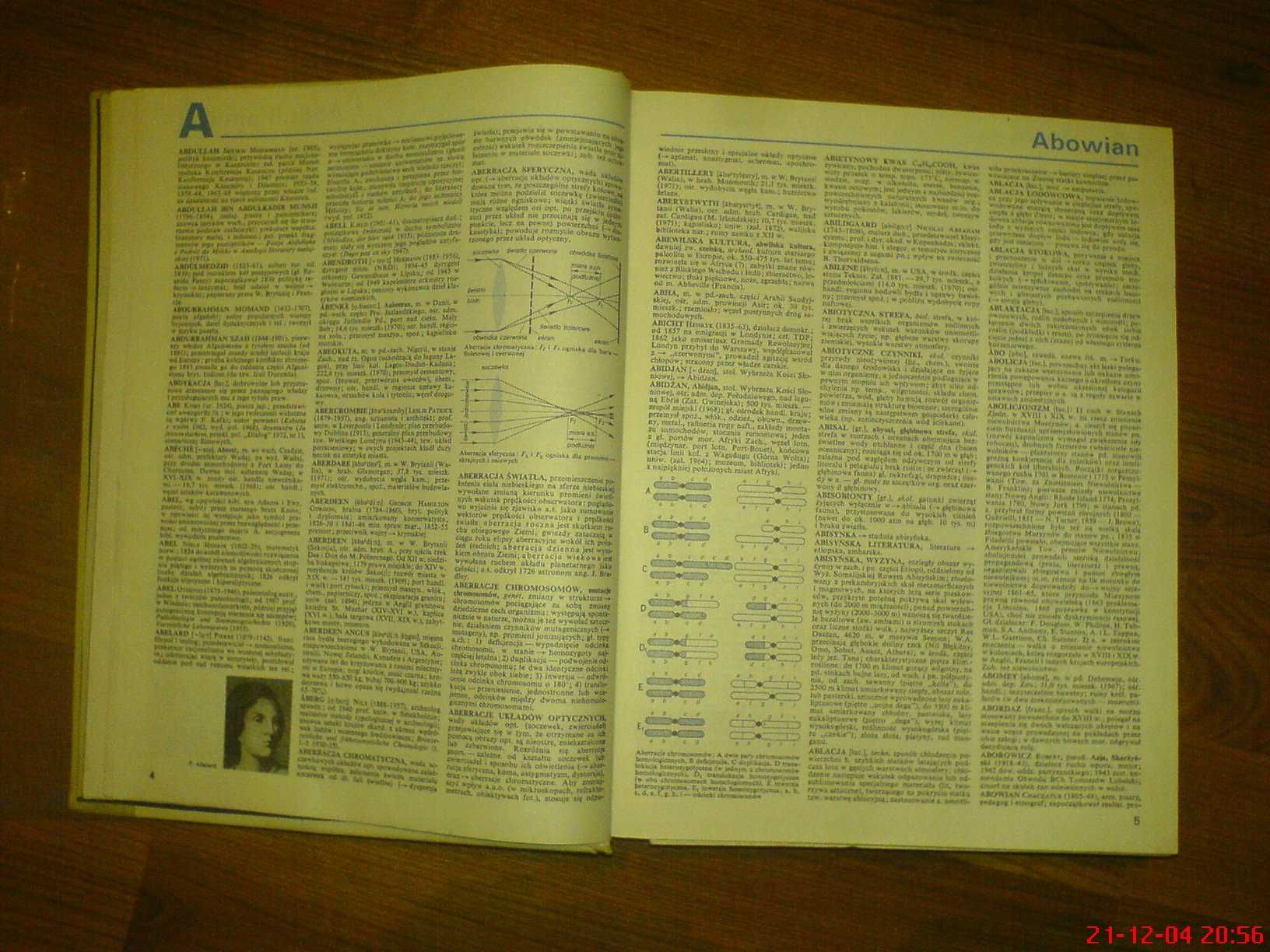 Encyklopedia Powszechna PWN, 4 tomy + uzupełnienie, do roku 1978,