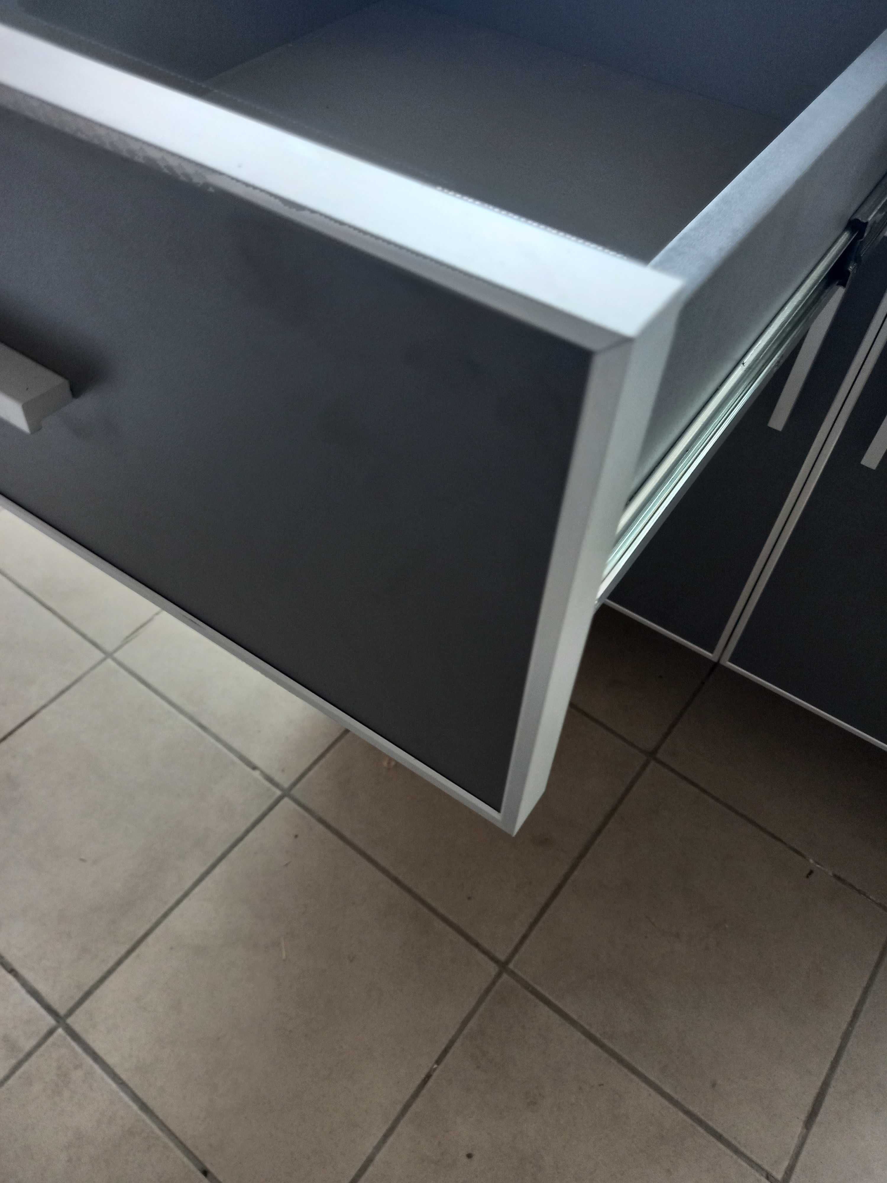 Продаю рабочий стол для гаража, мастерской.