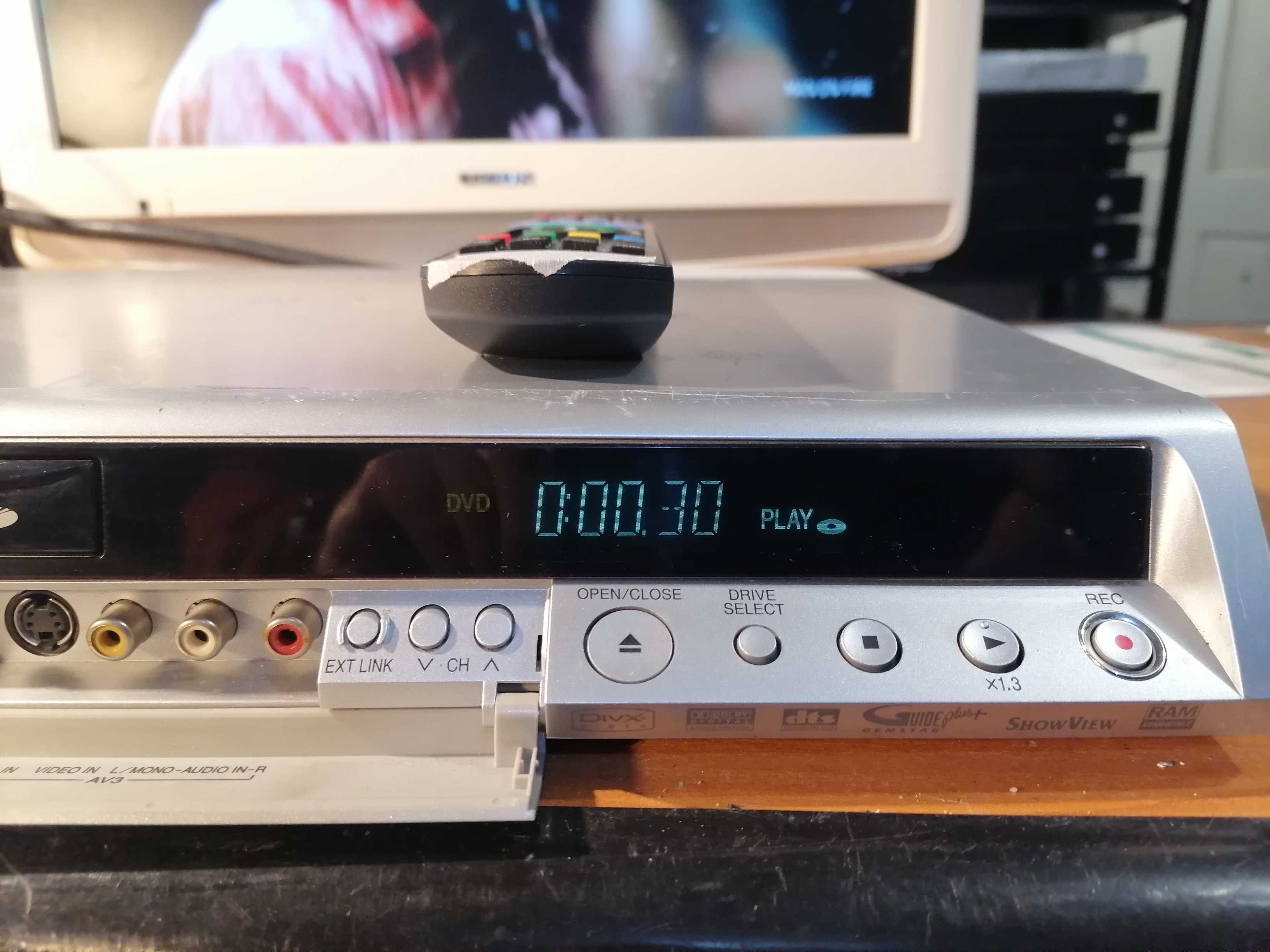 Nagrywarka Panasonic DMR-EH56 HDD160GB pilot