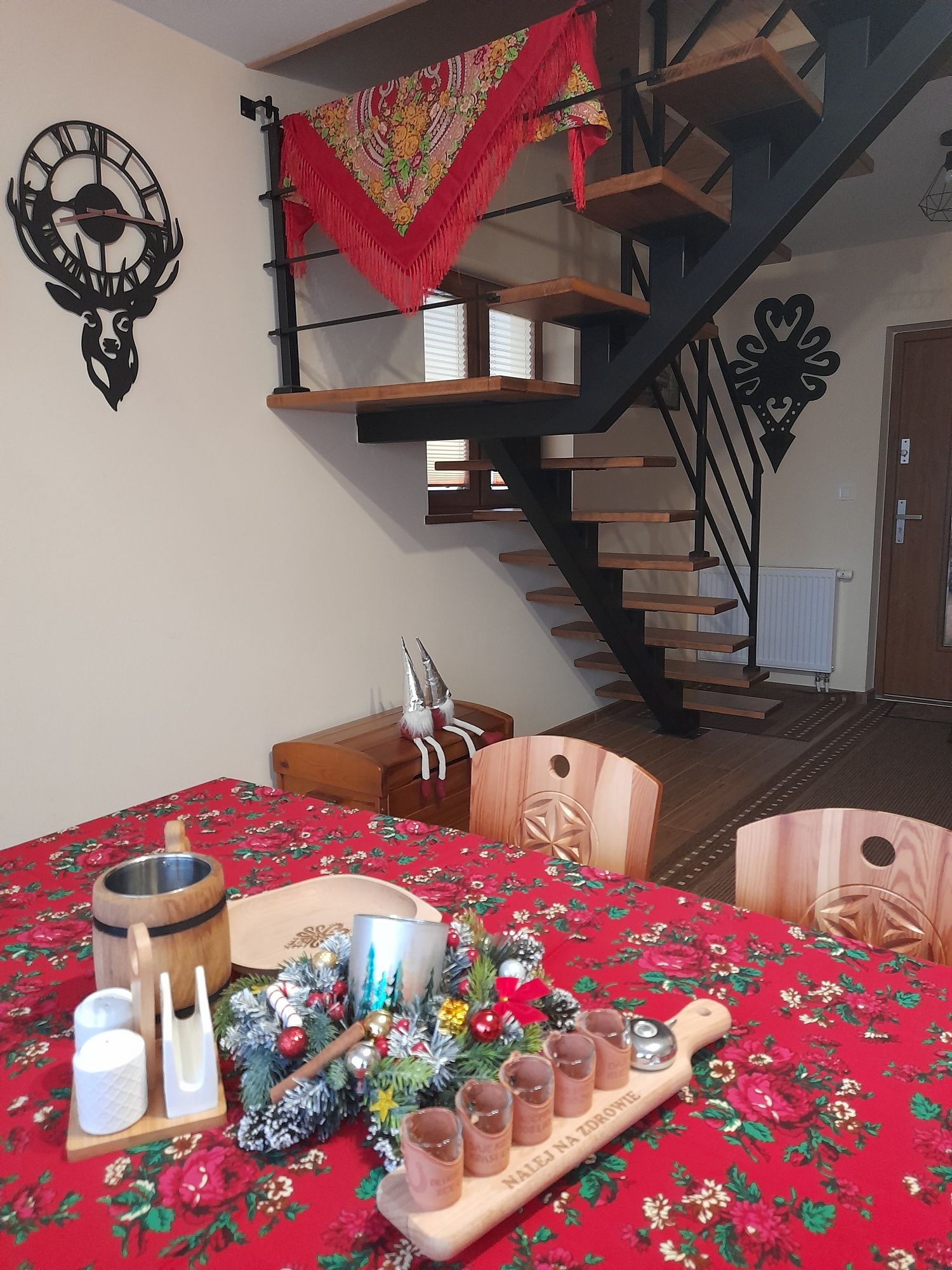Domki nad Borem z widokiem na góry