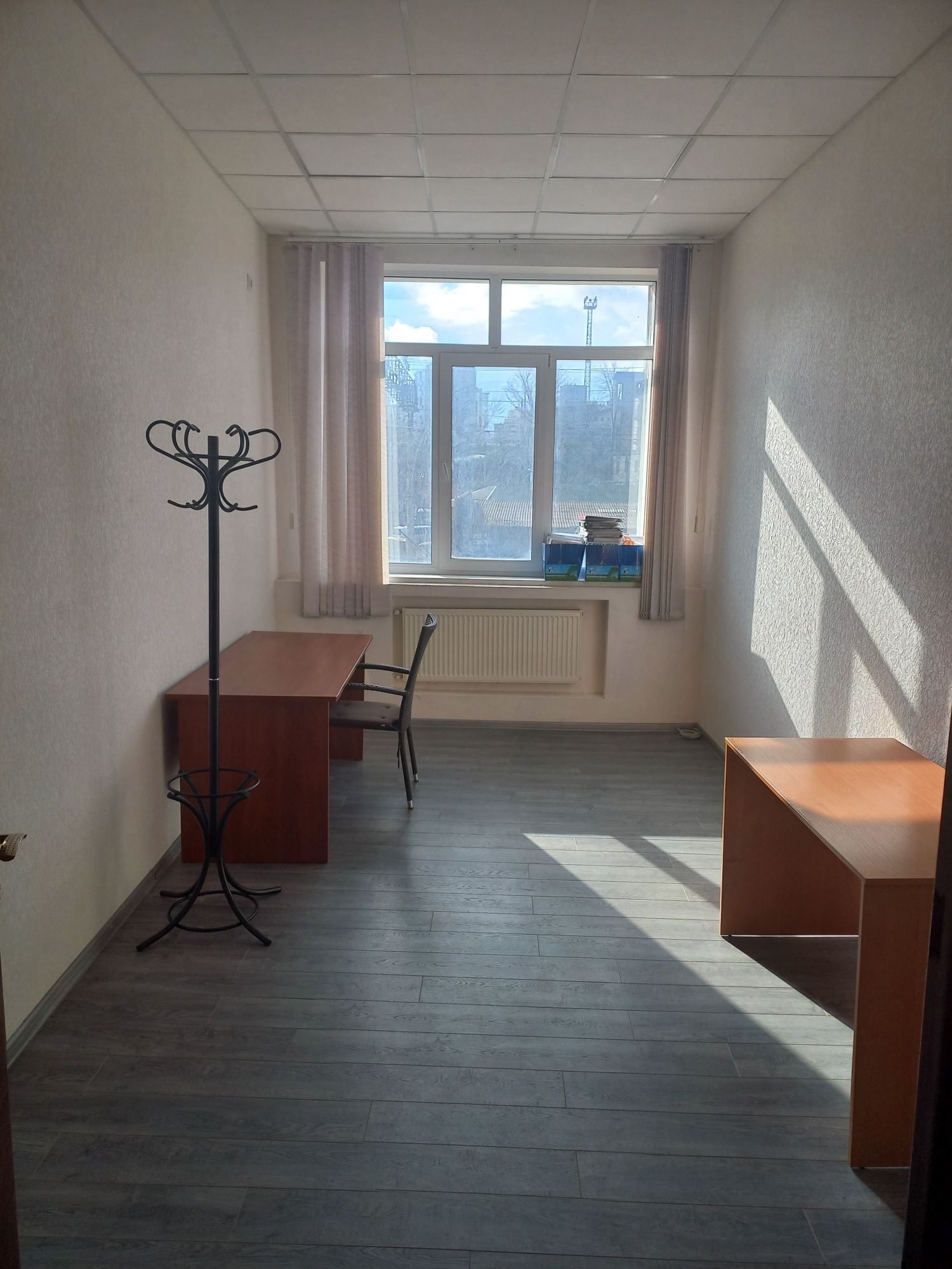 Аренда офиса 20 м.кв., в Голосеевком районе.