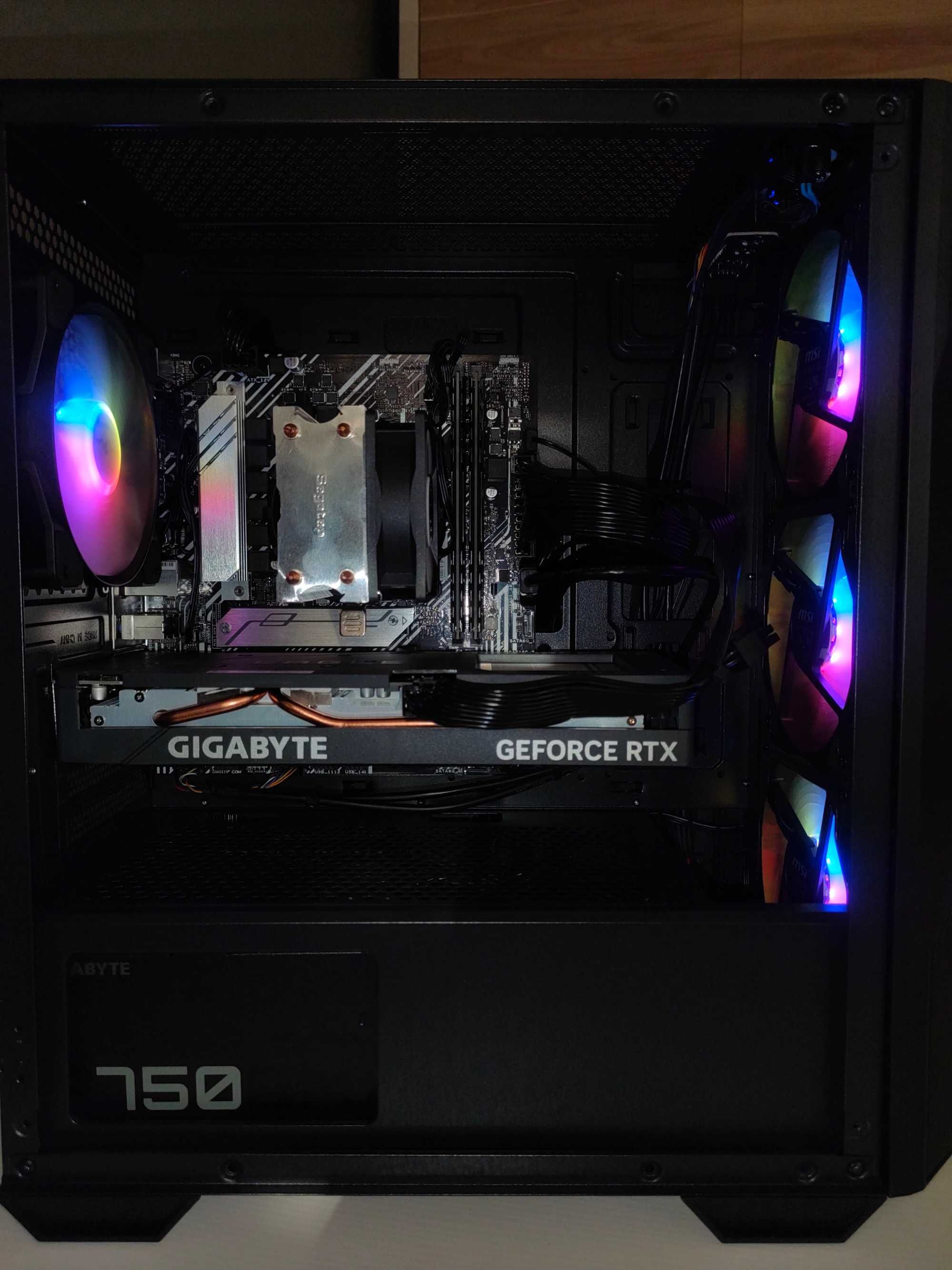 Computer RTX 4060 3 VENTUS, i5 - 10400f