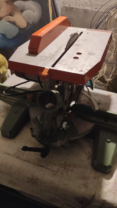 Станок для різання деревини