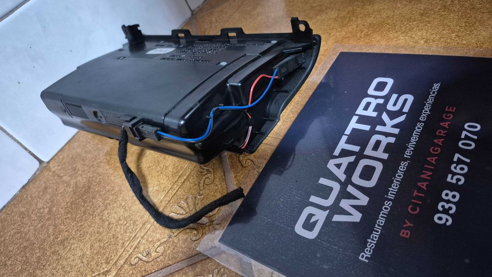 AUDI A4 B5(8D)-Cinzeiro impecável Consola 1 Din Facelift-1999 até 2001