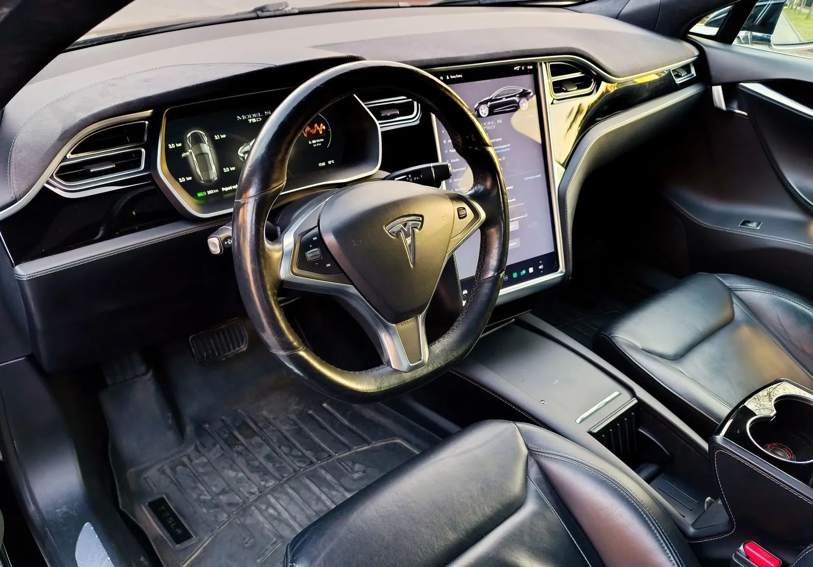 Tesla Model S Dożywotnie DARMOWE Ładowanie SUPERCHARGER SC01