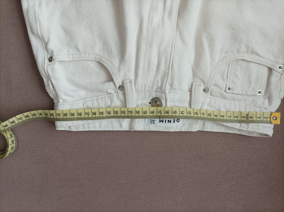 Dżinsy dziewczęce rozmiar 32 beżowe dwukolorowe Sinsay