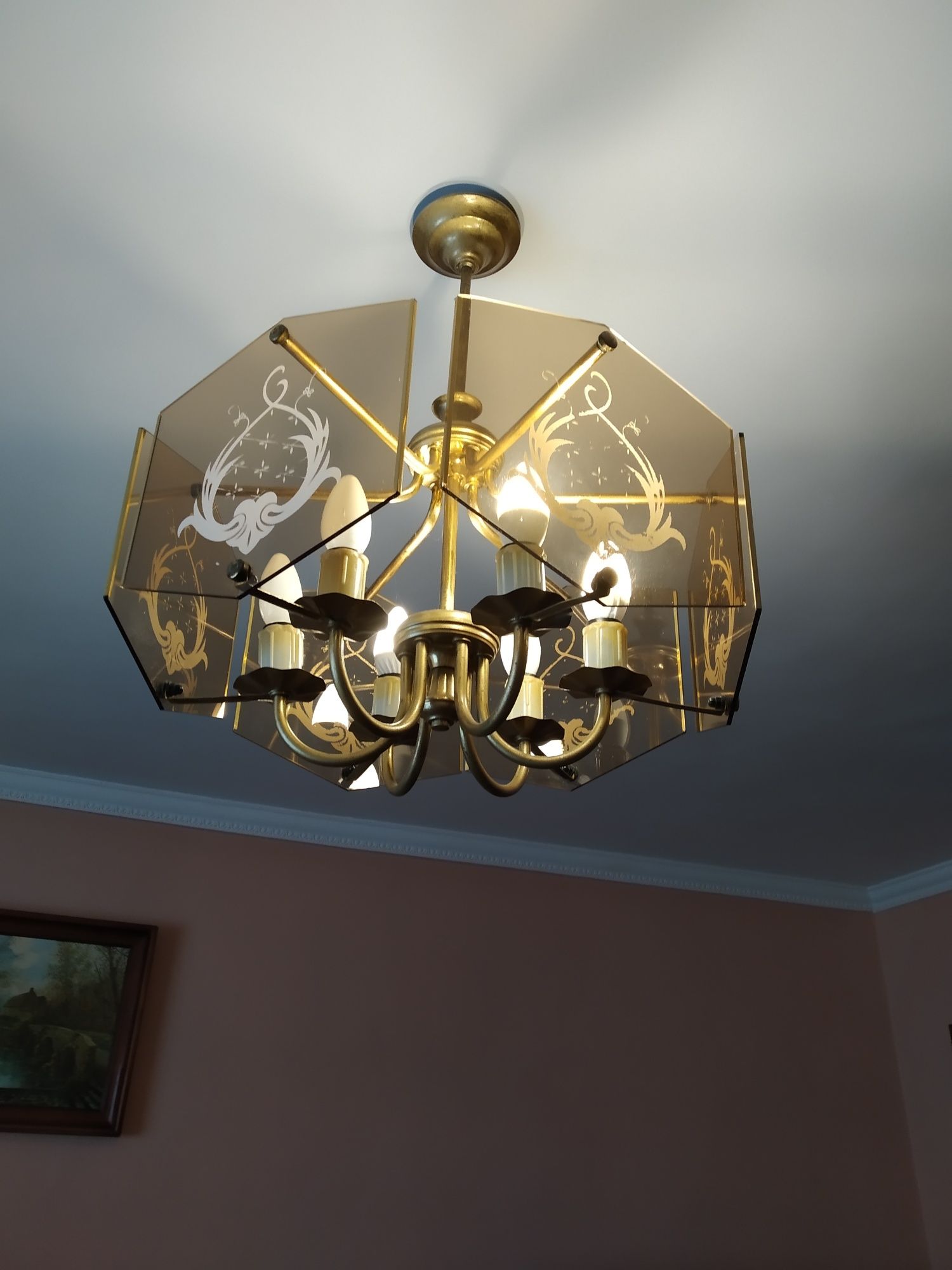 Lampa sufitowa żyrandol do salonu jadalni