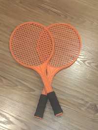 Дитячі ракетки для тенісу або бадмінтону