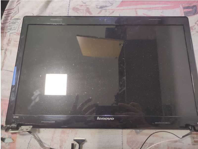 Matryca 17,3" + klapa + zawiasy Lenovo G780 (kompletna góra obudowy)