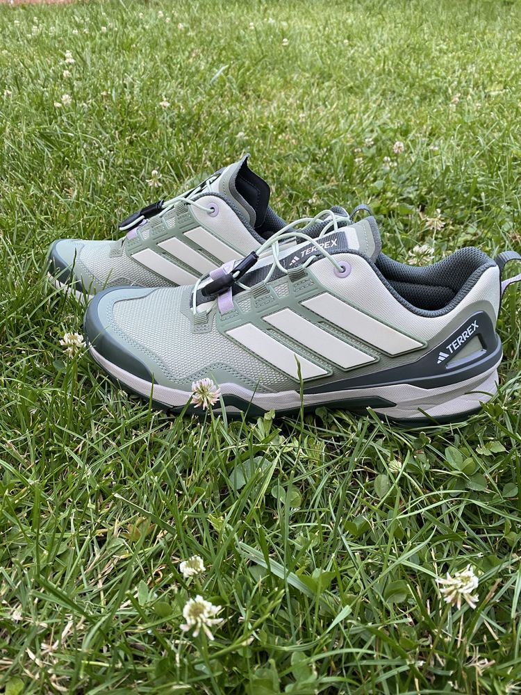 Кросівки Adidas 42 Terrex