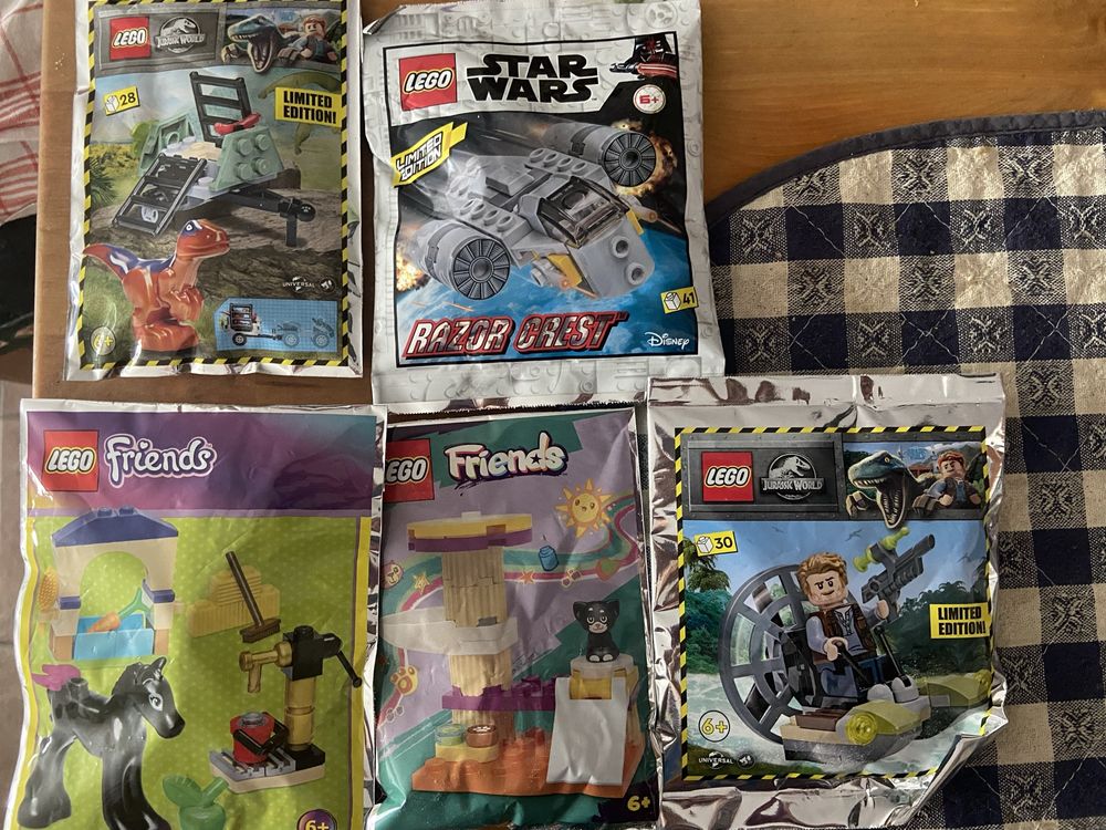 Lego 5 saszetek friends star wars i Jurassic world