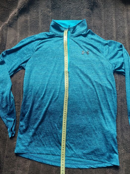 Кофта футболка фірми Under Armour оригінал 

Розмір по бірці: S

Детал
