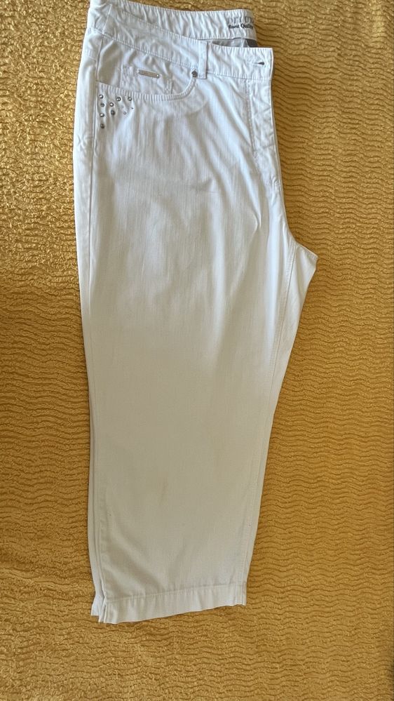 Calças brancas Delux Jeans C&A senhora T46 com brilhantes