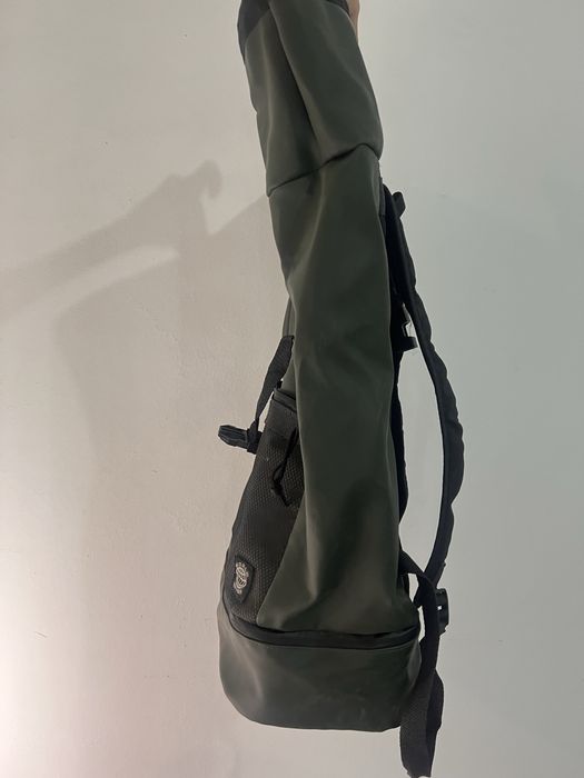Mochila impermeavel verde