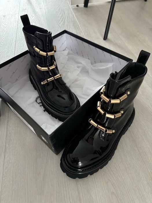 Черевики Vitto Rossi, 36 розмір