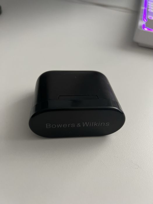 Навушники bowers wilkins pi5