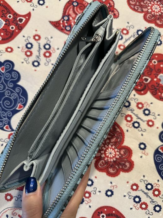 Carteira super espaçosa