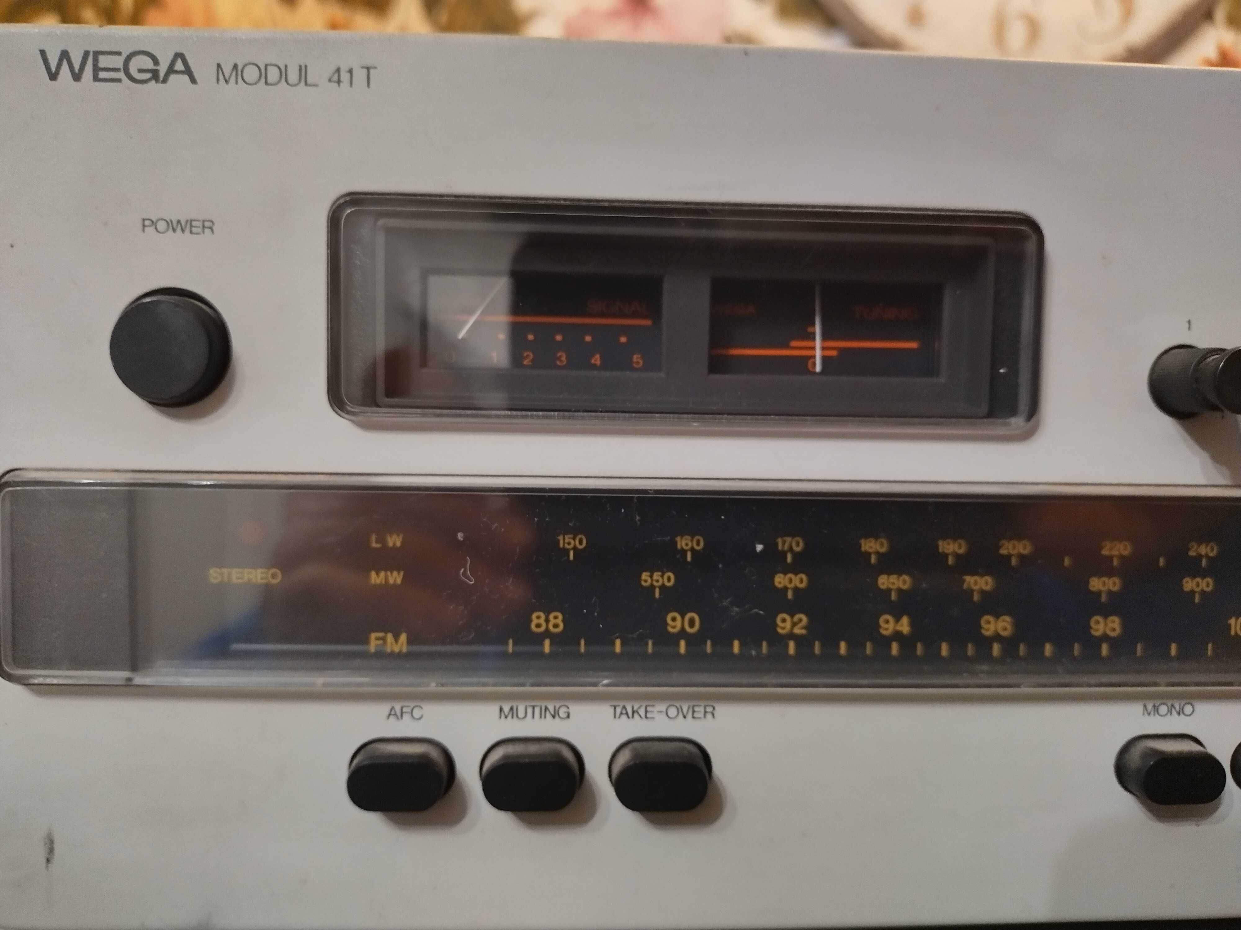 Wega wzmacniacz i radio