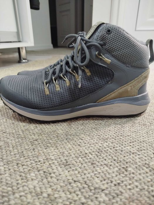 Взуття чоботи черевики Columbia Trailstorm Mid Waterproof