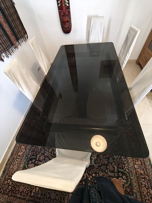 Conjunto de sala de jantar: mesa de vidro + 6 cadeiras