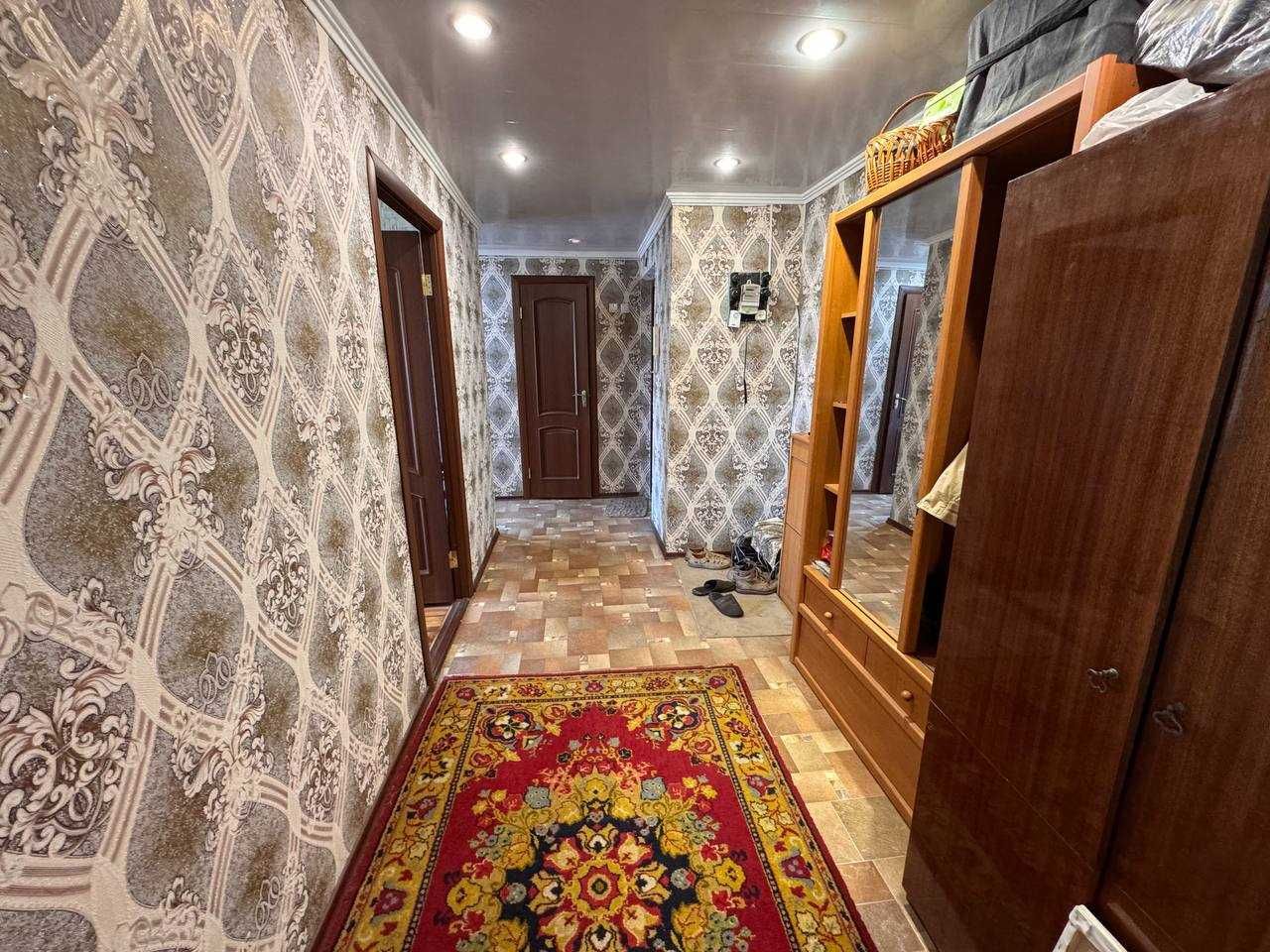Продам  3-х комнатную квартиру по ул.Светлой
