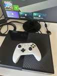Xbox one 1tera vendo/troco