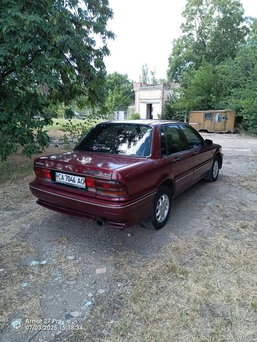 Продам Mitsubishi Galant 1992